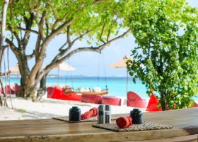 maledivy-hotel-amilla-maldives-320_ext_w_1.jpg