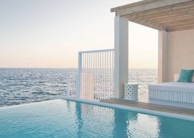 maledivy-hotel-amilla-maldives-339_ext_w_1.jpg