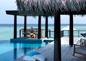 maledivy-hotel-anantara-kihavah-056_ext_w_1.jpeg
