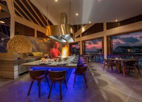 maledivy-hotel-atmosphere-kanifushi-124_ext_w_1.jpg