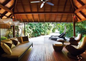 maledivy-hotel-baros-maldives-137_ext_w_1.jpg
