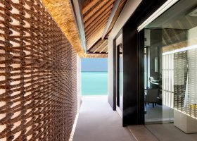 maledivy-hotel-cheval-blanc-randheli-003_ext_w_1.jpg