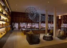 maledivy-hotel-conrad-rangali-island-044_ext_w_1.jpg