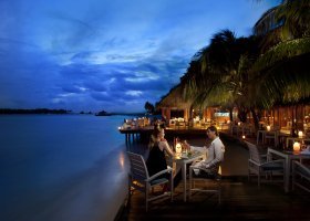 maledivy-hotel-conrad-rangali-island-047_ext_w_1.jpg