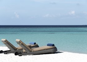 maledivy-hotel-constance-halaveli-resort-300_ext_w_1.jpg
