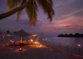 maledivy-hotel-constance-halaveli-resort-311_ext_w_1.jpg