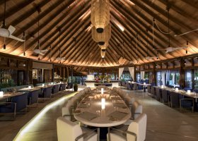 maledivy-hotel-constance-halaveli-resort-313_ext_w_1.jpg
