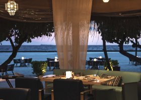 maledivy-hotel-constance-halaveli-resort-316_ext_w_1.jpg