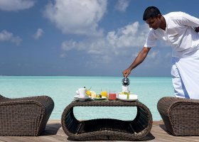 maledivy-hotel-constance-moofushi-resort-052_ext_w_1.jpg