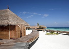 maledivy-hotel-constance-moofushi-resort-065_ext_w_1.jpg