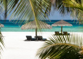 maledivy-hotel-constance-moofushi-resort-171_ext_w_1.jpg
