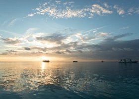 maledivy-hotel-constance-moofushi-resort-172_ext_w_1.jpg