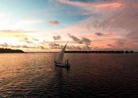 maledivy-hotel-constance-moofushi-resort-239_ext_w_1.jpg