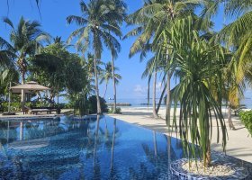 maledivy-hotel-dhigali-maldives-237_ext_w_1.jpg