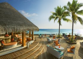 maledivy-hotel-dusit-thani-maldives-268_ext_w_1.jpg