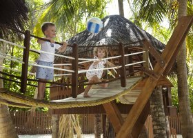 maledivy-hotel-dusit-thani-maldives-285_ext_w_1.jpg