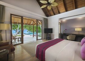 maledivy-hotel-dusit-thani-maldives-463_ext_w_1.jpg