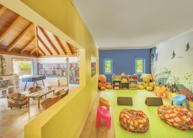 maledivy-hotel-dusit-thani-maldives-490_ext_w_1.jpg