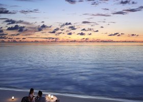 maledivy-hotel-dusit-thani-maldives-515_ext_w_1.jpg