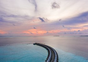 maledivy-hotel-emerald-maldives-207_ext_w_1.jpg