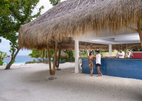 maledivy-hotel-emerald-maldives-212_ext_w_1.jpg