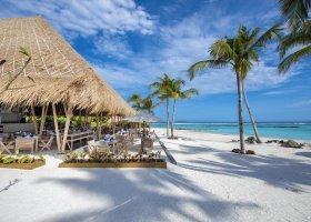 maledivy-hotel-emerald-maldives-220_ext_w_1.jpg