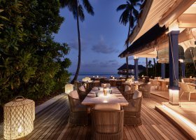 maledivy-hotel-finolhu-165_ext_w_1.jpg