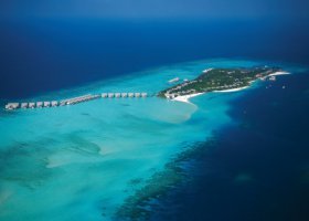 maledivy-hotel-four-seasons-landaa-giraavaru-001_ext_w_1.jpg