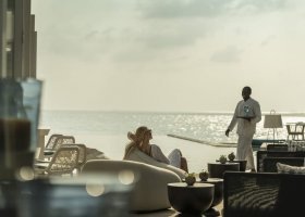 maledivy-hotel-four-seasons-landaa-giraavaru-032_ext_w_1.jpg