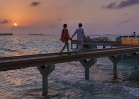 maledivy-hotel-four-seasons-landaa-giraavaru-033_ext_w_1.jpg