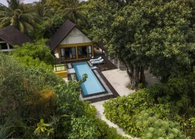 maledivy-hotel-four-seasons-landaa-giraavaru-096_ext_w_1.jpg