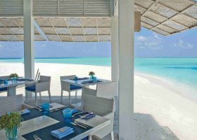 maledivy-hotel-four-seasons-landaa-giraavaru-103_ext_w_1.jpg