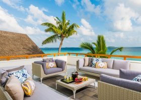 maledivy-hotel-four-seasons-landaa-giraavaru-182_ext_w_1.jpg