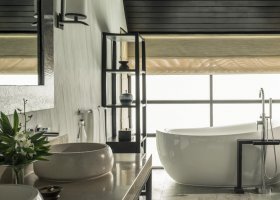 maledivy-hotel-four-seasons-resort-kuda-huraa-103_ext_w_1.jpg