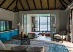 maledivy-hotel-four-seasons-resort-kuda-huraa-105_ext_w_1.jpg