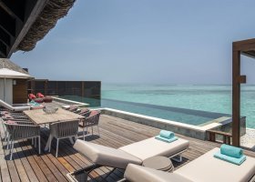 maledivy-hotel-four-seasons-resort-kuda-huraa-107_ext_w_1.jpg