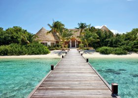 maledivy-hotel-hideaway-beach-resort-spa-126_ext_w_1.jpg