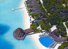 maledivy-hotel-hideaway-beach-resort-spa-163_ext_w_1.jpg