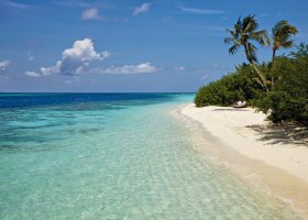 maledivy-hotel-hideaway-beach-resort-spa-170_ext_w_1.jpg