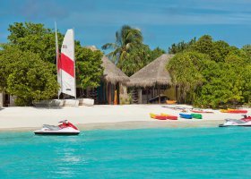maledivy-hotel-hideaway-beach-resort-spa-191_ext_w_1.jpg