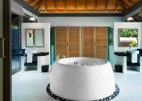 maledivy-hotel-ja-manafaru-052_ext_w_1.jpg