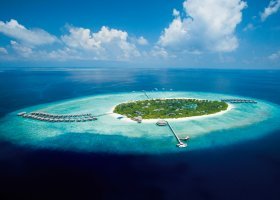 maledivy-hotel-ja-manafaru-068_ext_w_1.jpg
