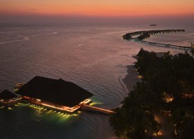 maledivy-hotel-joali-207_ext_w_1.jpg