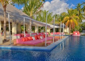 maledivy-hotel-kandima-001_ext_w_1.jpg