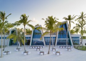 maledivy-hotel-kandima-220_ext_w_1.jpg
