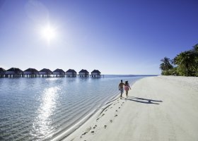 maledivy-hotel-kanuhura-376_ext_w_1.jpg
