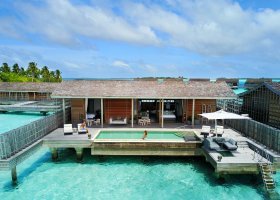 maledivy-hotel-kudadoo-private-island-142_ext_w_1.jpg