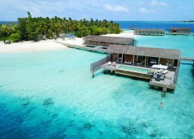 maledivy-hotel-kudadoo-private-island-143_ext_w_1.jpg
