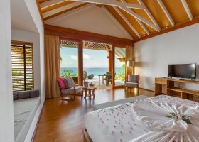 maledivy-hotel-kudafushi-171_ext_w_1.jpg