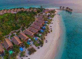 maledivy-hotel-kudafushi-274_ext_w_1.jpg
